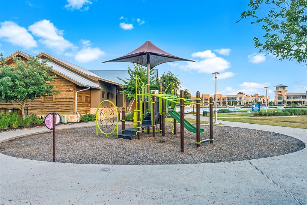 Lakeshore at Towne Lake Townhomes 9436 Caddo Ridge Floor Plans and