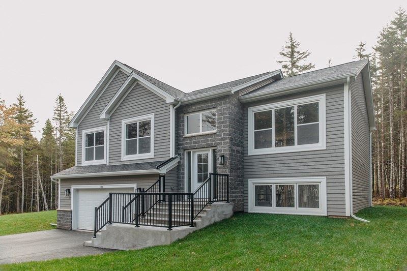 Voyageur Lakes in Upper Hammonds Plains, NS Prices, Plans, Availability