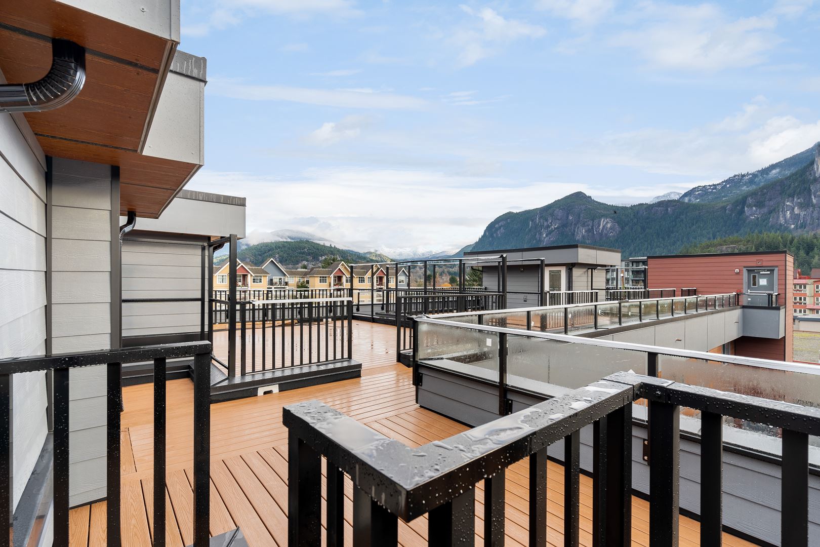 Lizzy Bay Homes in Squamish, BC Prices, Plans, Availability